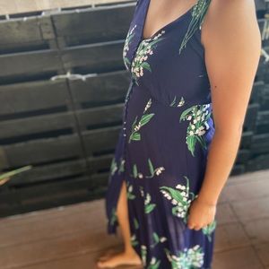 Urban Outfitters Floral print maxi dress